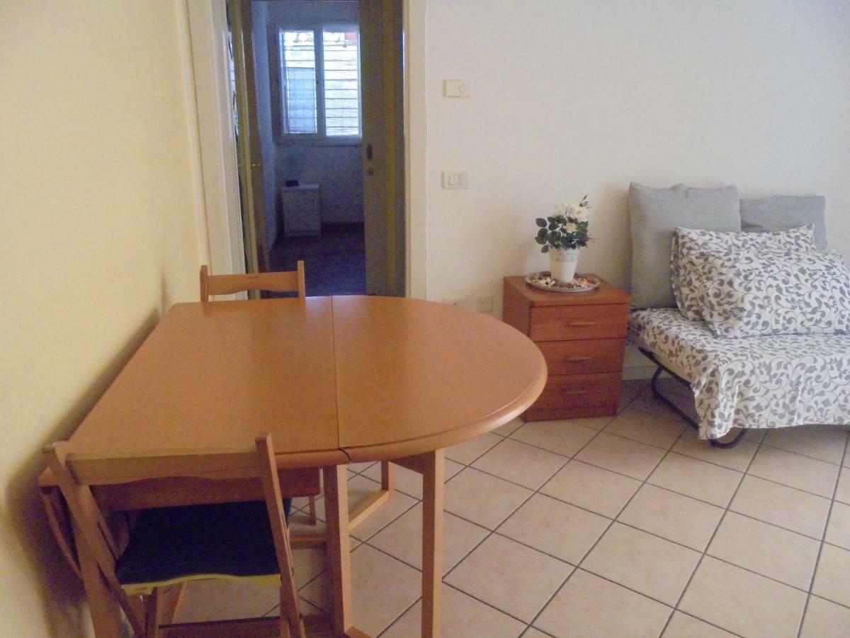 Appartamento Bilocale centro storico Pesaro Esterno foto